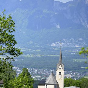 Übersaxen, Pfarrkirche Hl. Bartholomäus, Blick über Rheintal