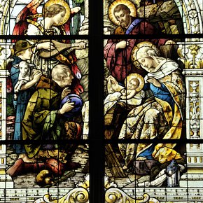Bezau, Pfarrkirche Hl. Jodok, Anbetung der Hl. Drei Könige mit Stiftern, Tiroler Glasmalerei