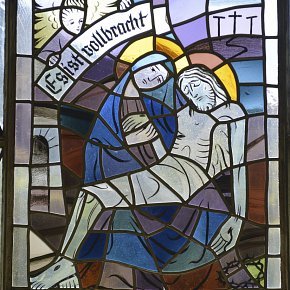 Bings Heiligste Dreifaltigkeit, 1953 - 1955 Kreuzweg Fenster Hubert Fritz Auführung B. Dallaserra