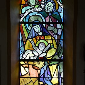 Riezlern-Schwende, Fatima Kapelle Maria Dank, Geburt Christi,​ Hubert Berchtold 1949, Ausführung Mayer-Zettler, München