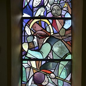 Riezlern-Schwende, Fatima Kapelle Maria Dank, Kreuzfall, Hubert Berchtold 1949, Ausführung Mayer-Zettler, München