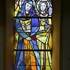 Riezlern-Schwende, Fatima Kapelle Maria Dank, Verkündigung an Maria, Hubert Berchtold 1949, Ausführung Mayer-Zettler, München